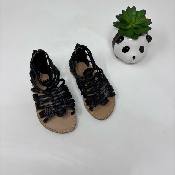 Old Navy Kids Black Strappy Sandals - Picture 1 of 6
